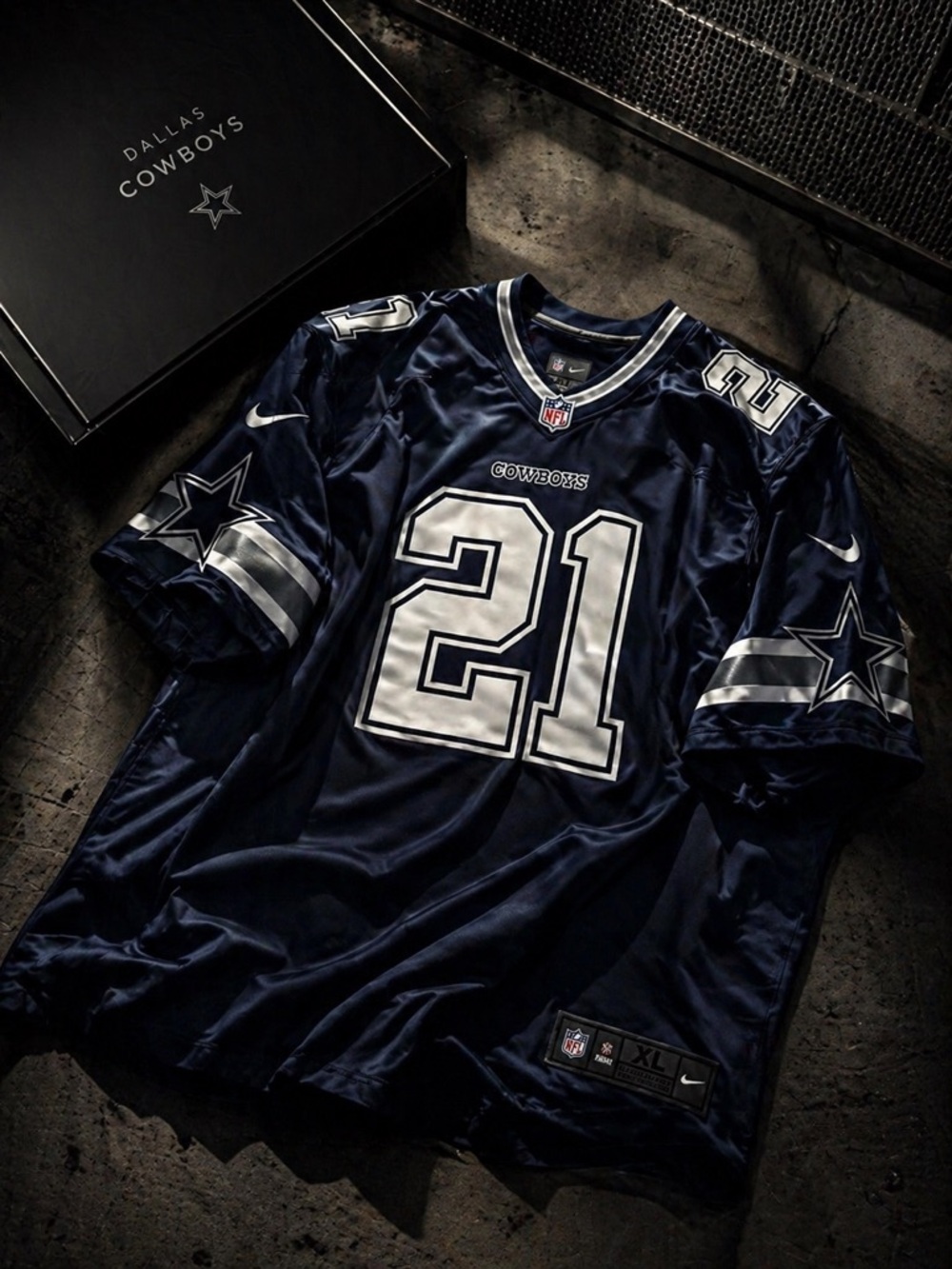 Nike NFL Dallas Cowboys Ezekiel Elliott #21 Jersey Men’s XL Navy - Picture 2 of 10